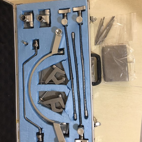 Halo Retractor System